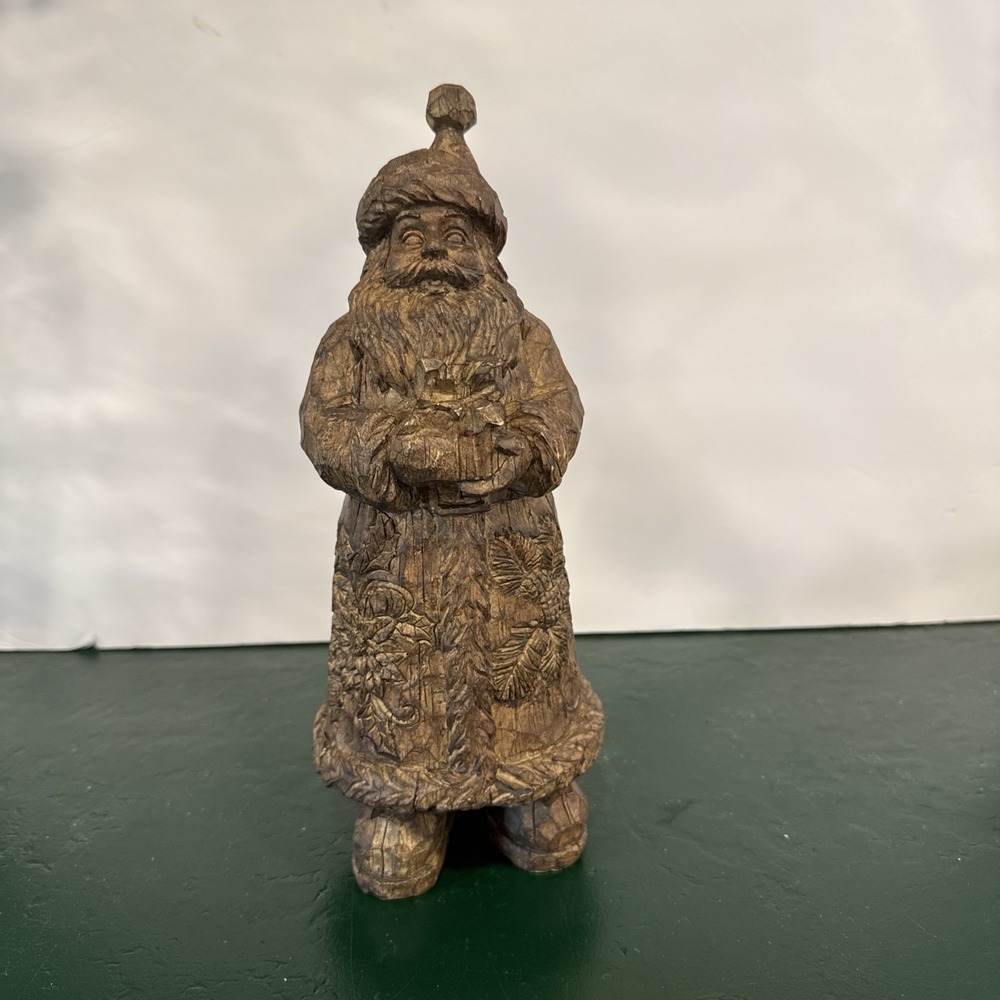 12 inches Carved wood‎ look Santa Clause